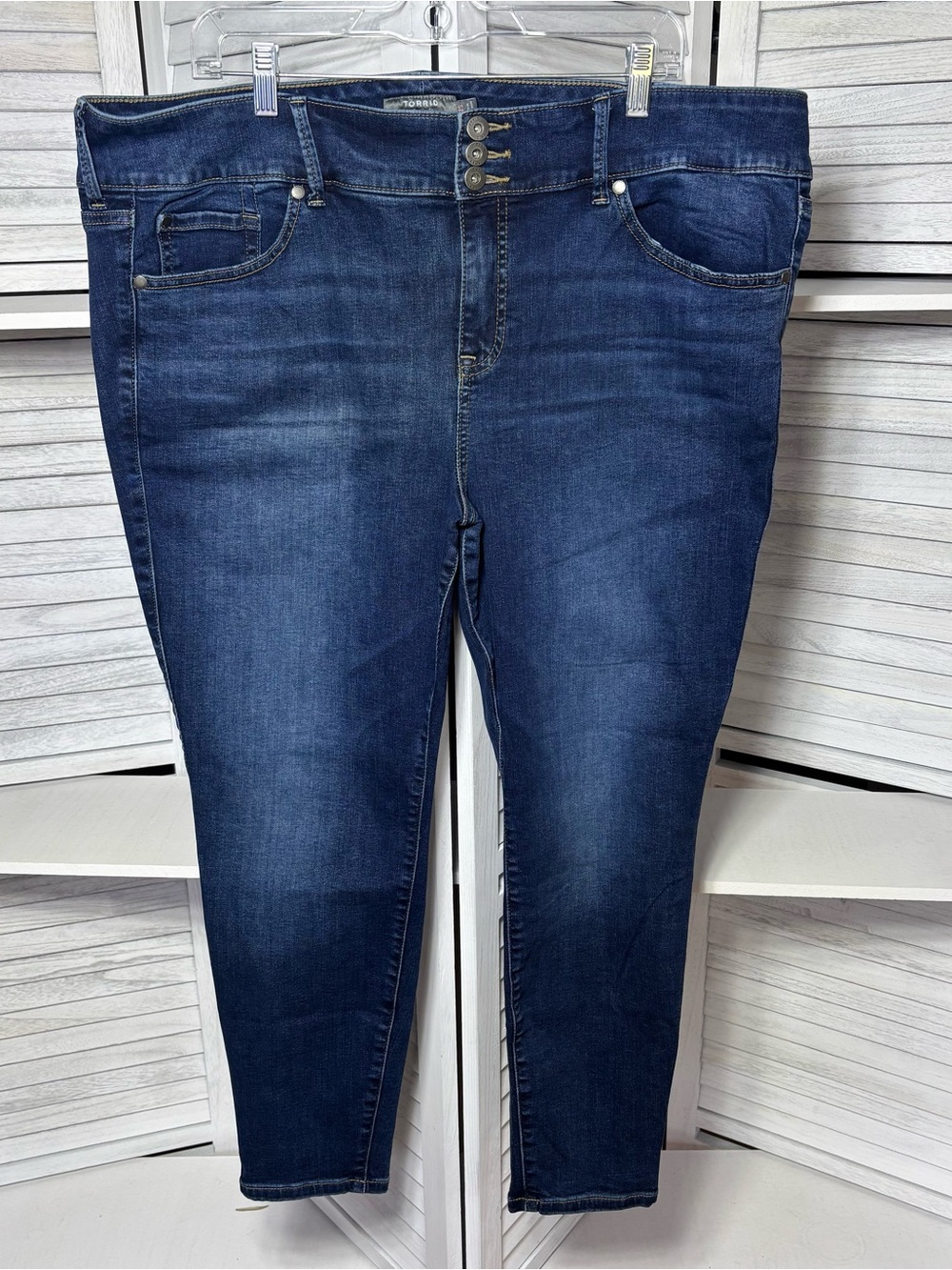 Torrid Super Soft Jegging Jeans Size 22S Short Dark Wash